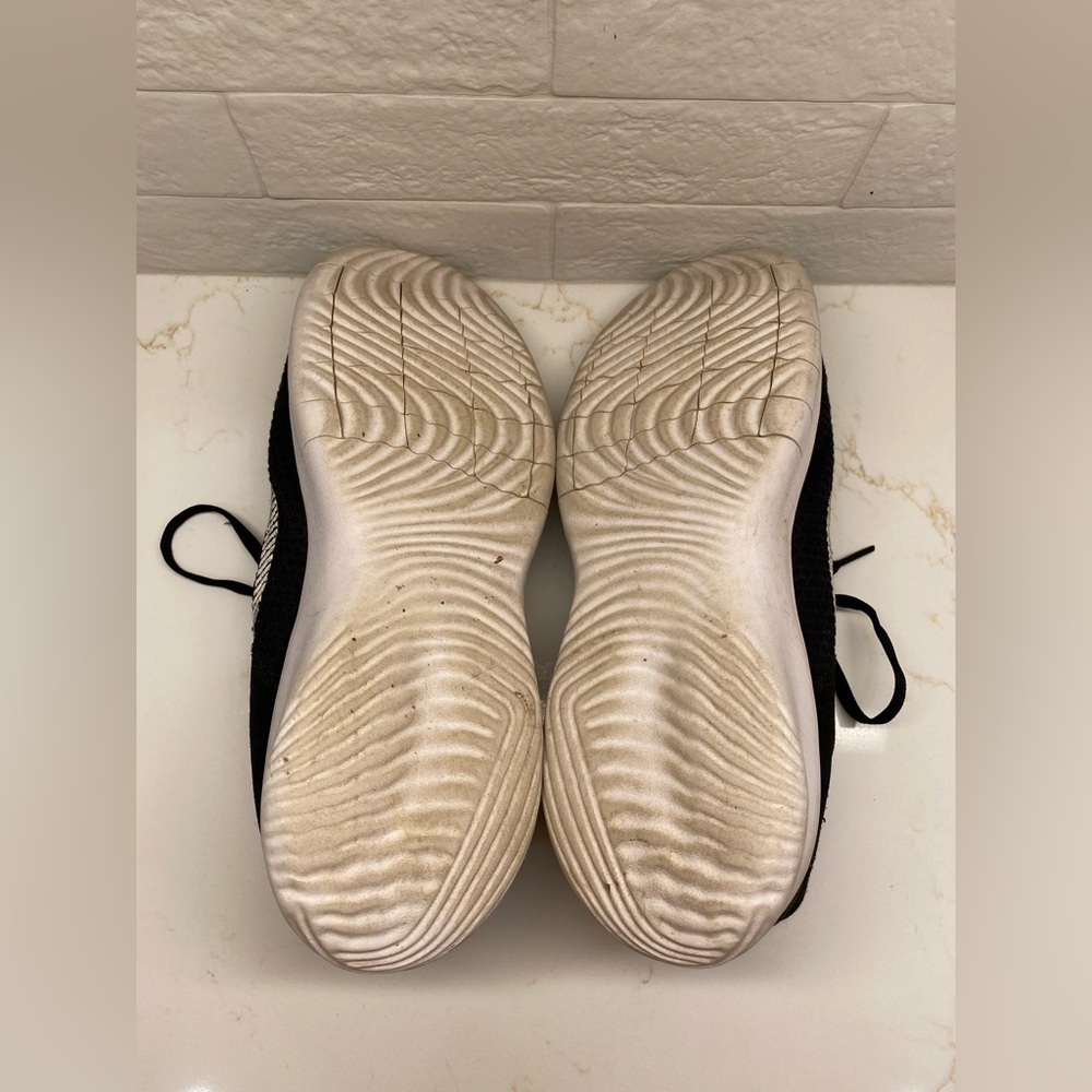 Nike Flex Experience Run 11 Next Nature 'Black White' Size 10.5 Sneakers - Picture 6 of 7